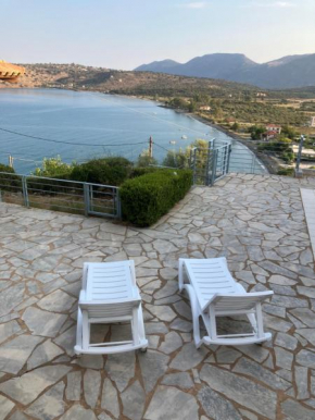 Ageranos seaview house